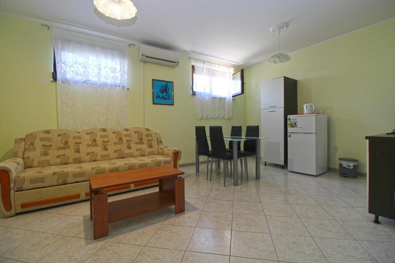 Apartments Veroslava 2159 Pula Zewnętrze zdjęcie